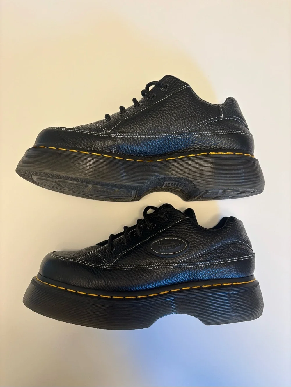 Dr. Martens Buzz 5-Eye Leather Shoes Black Platform